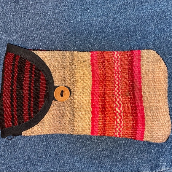 Boho woven bag from Peru with 12” cord button closure and colorful design NWOT - Picture 8 of 10